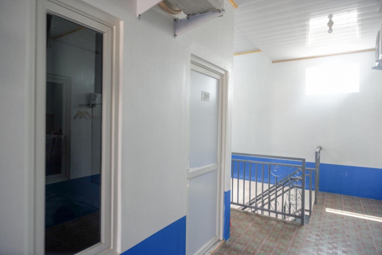 Reddoorz Near Universitas Semarang 2 Alastuwo エクステリア 写真